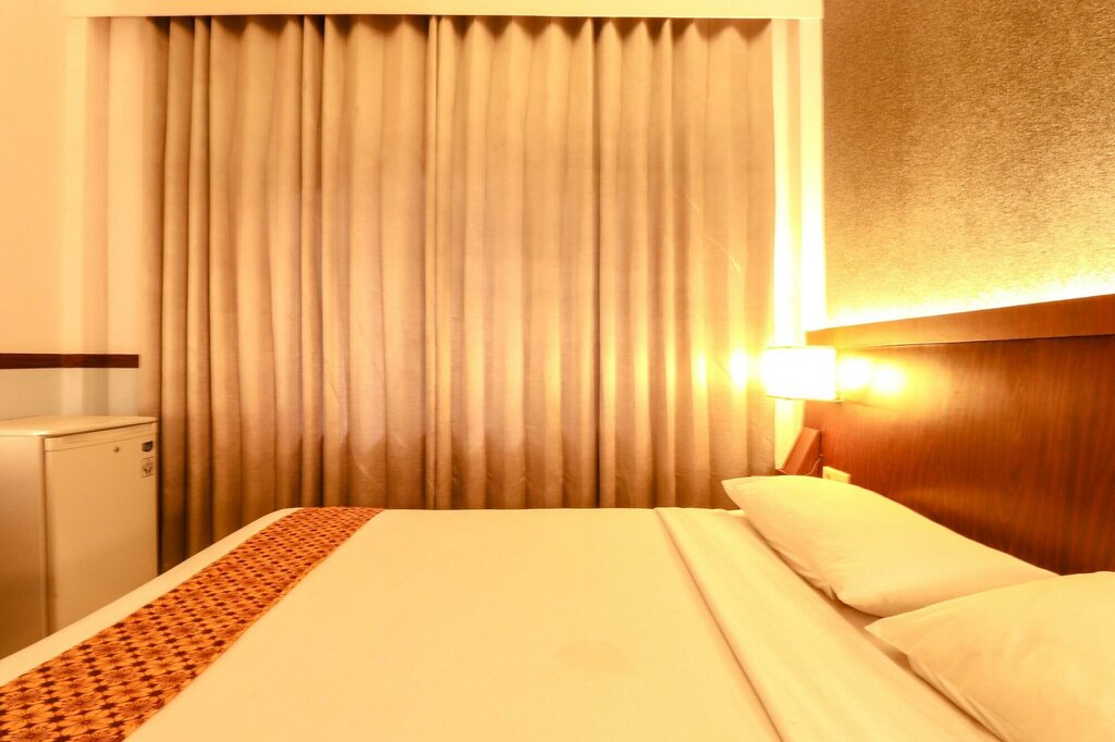 Hotel Hotel Jawa and Residences, Surabaya, photo