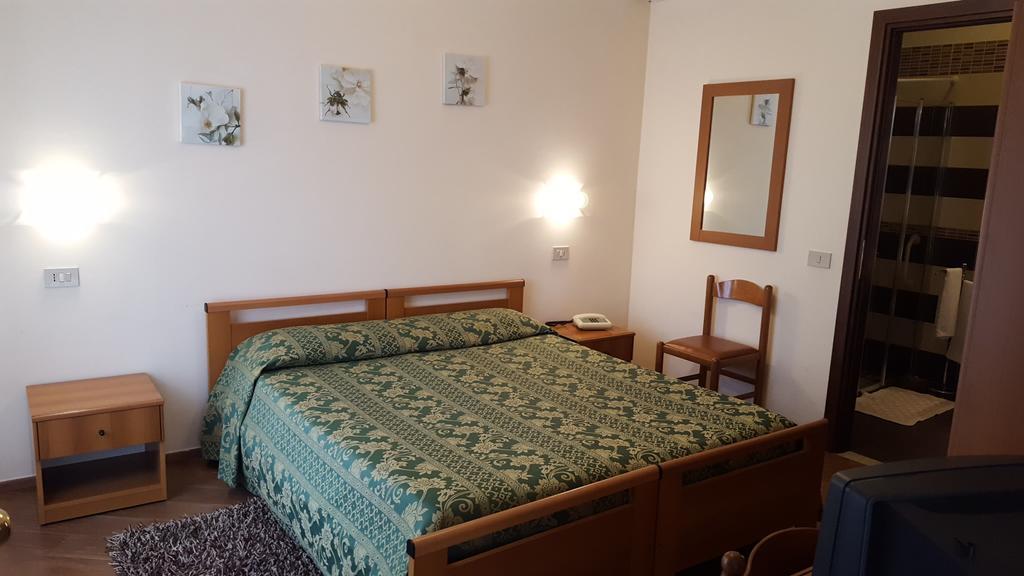 Фото Hotel Soleado