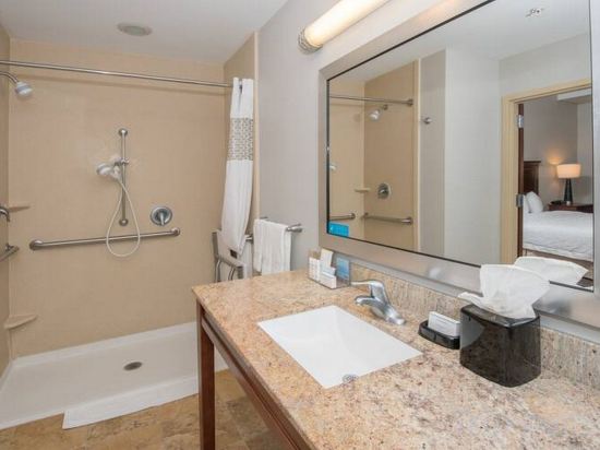 Фото Hampton Inn & Suites Selma-San Antonio-Randolph Afb Texas