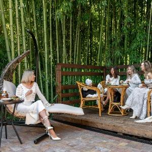 Фото Восток-Запад