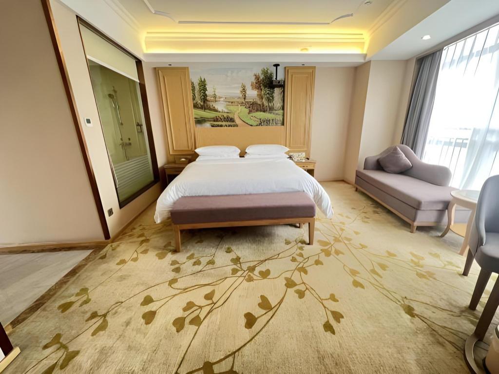 Фото Vienna Chongqing Yuanjiagang Subway Station Branch