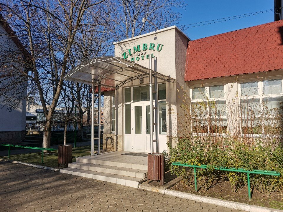 Фото отеля 1