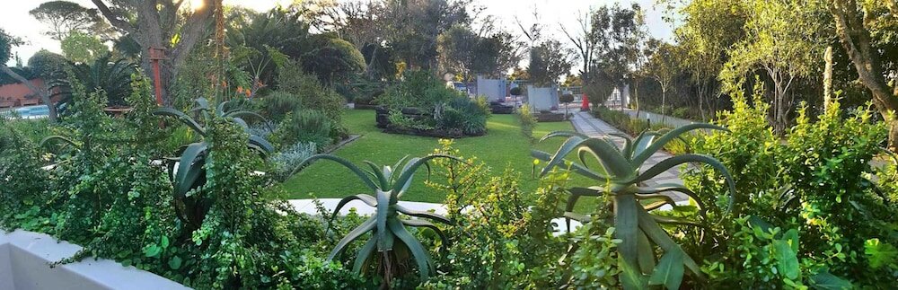 Фото Gardenview Guest House