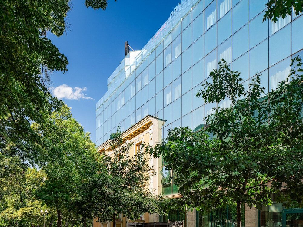 Фото Crystal Palace Boutique Hotel