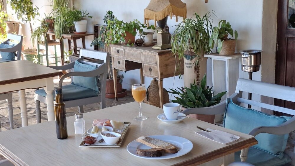 Фото Hotel Los Jarales