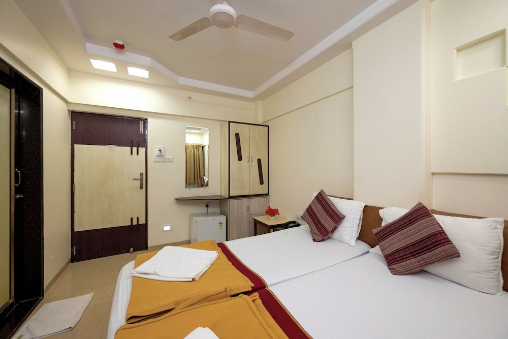 Фото Hotel Kalpana Palace