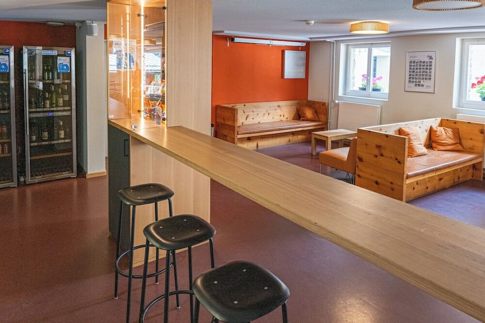 Фото Youth Hostel Zermatt