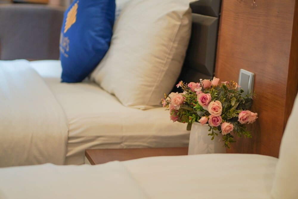 Фото Jolia Hotel and Apartment - My Khe Beach