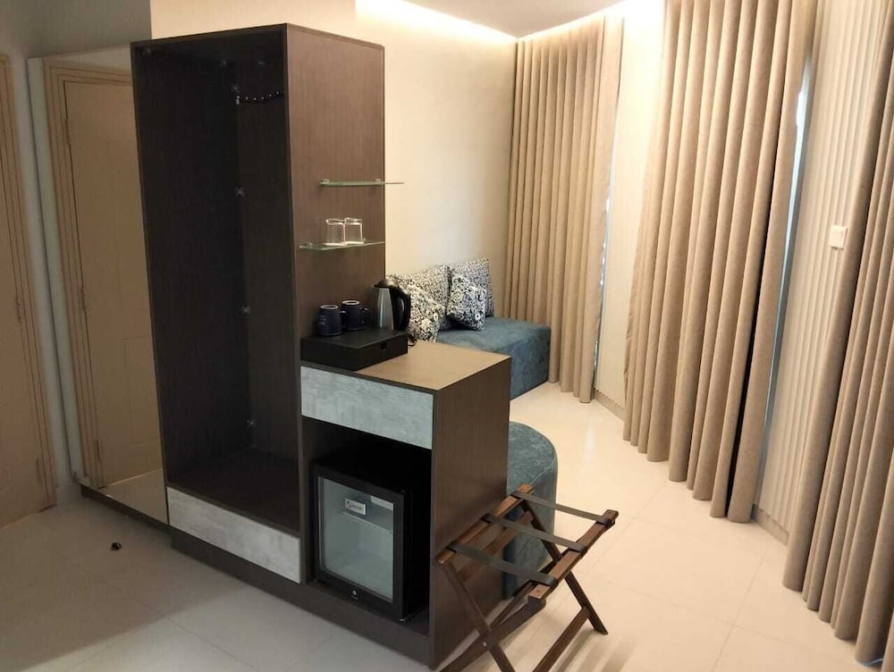 Фото Captain's Hotel