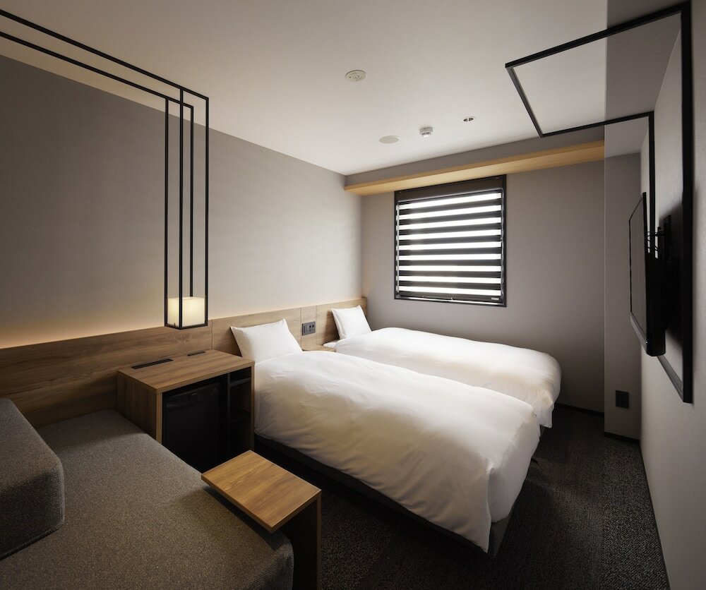 Фото Hotel androoms Shin-Osaka