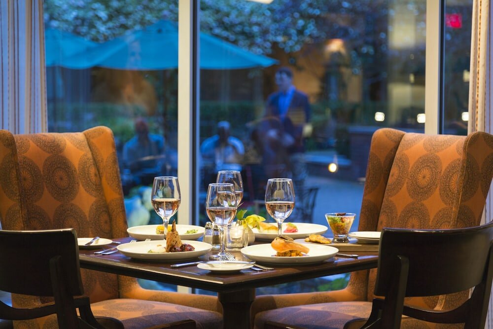 Фото Portland Harbor Hotel