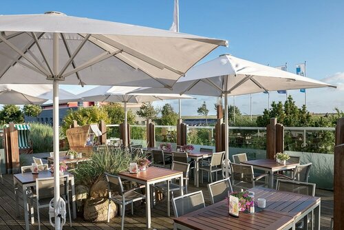 Внешний вид отеля Ambassador Hotel & SPA в Санкт-Петер-Ординге, фото 3