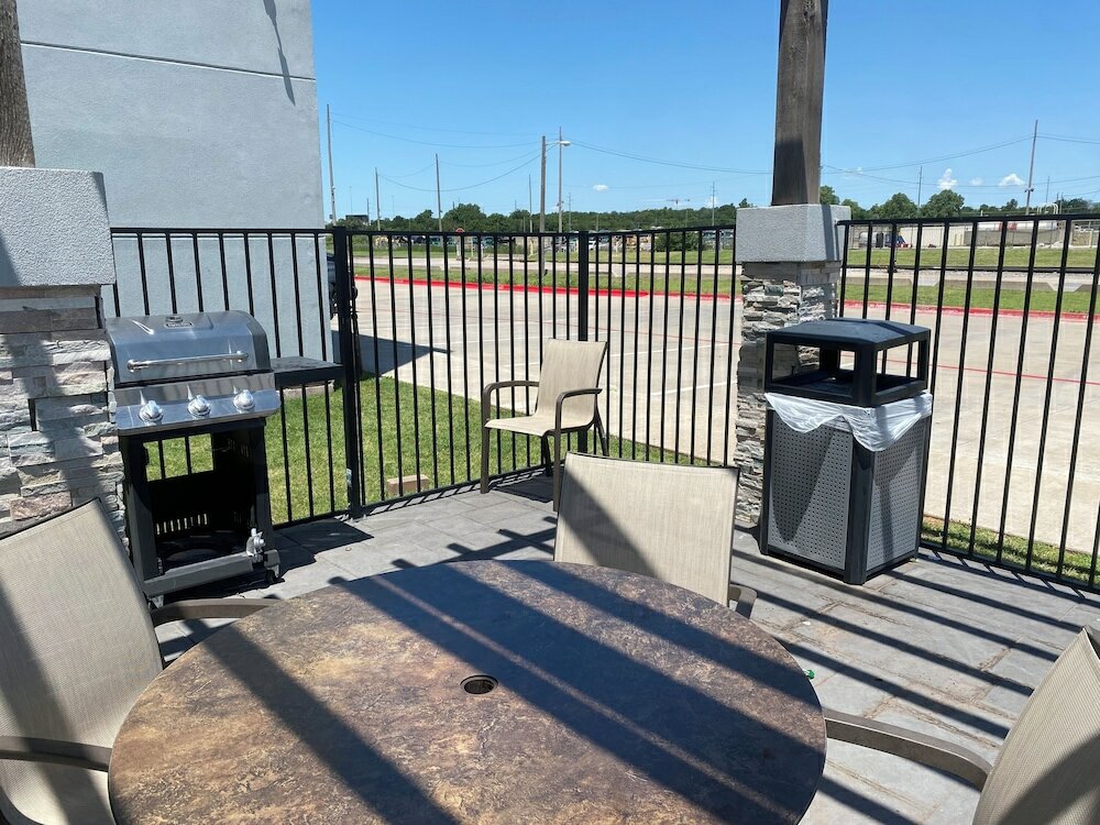 Фото Country Inn & Suites by Radisson, Oklahoma City-Bricktown, Ok