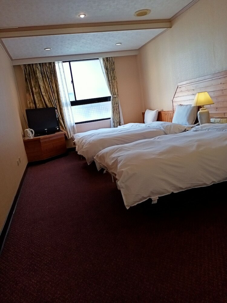 Фото Chungli Business Hotel