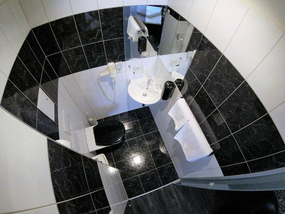 Фото Hotel Goldene Spinne