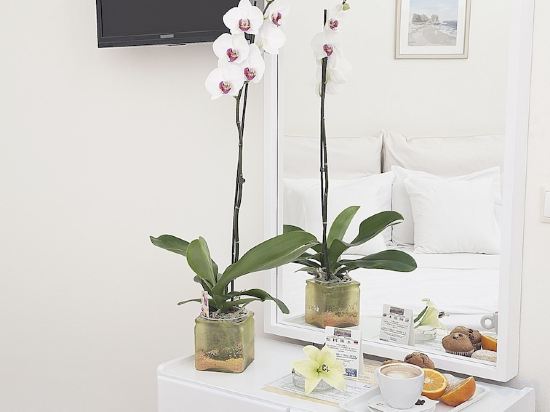 Фото Petradi Beach Lounge Hotel