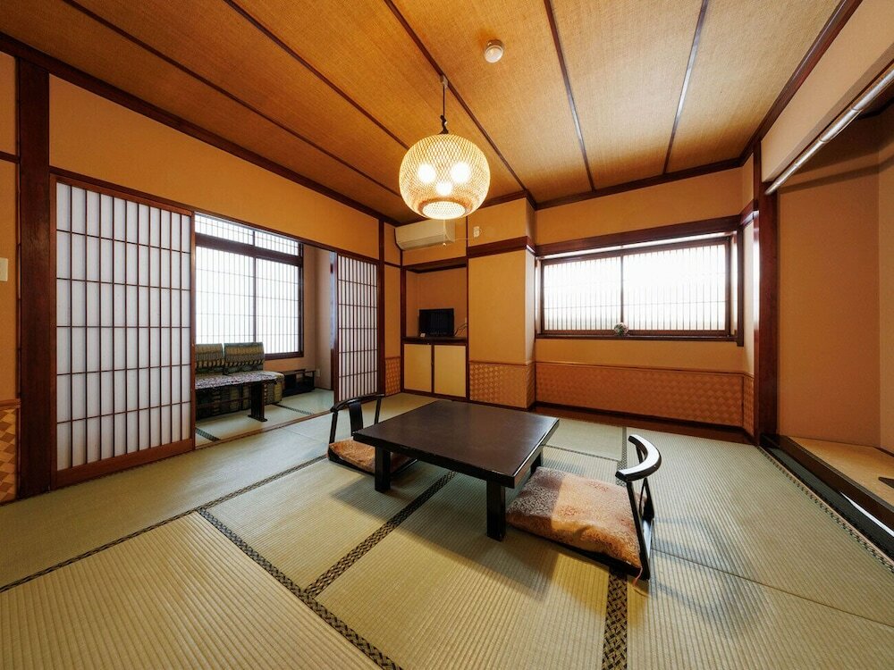 Фото Oiwakeya Ryokan