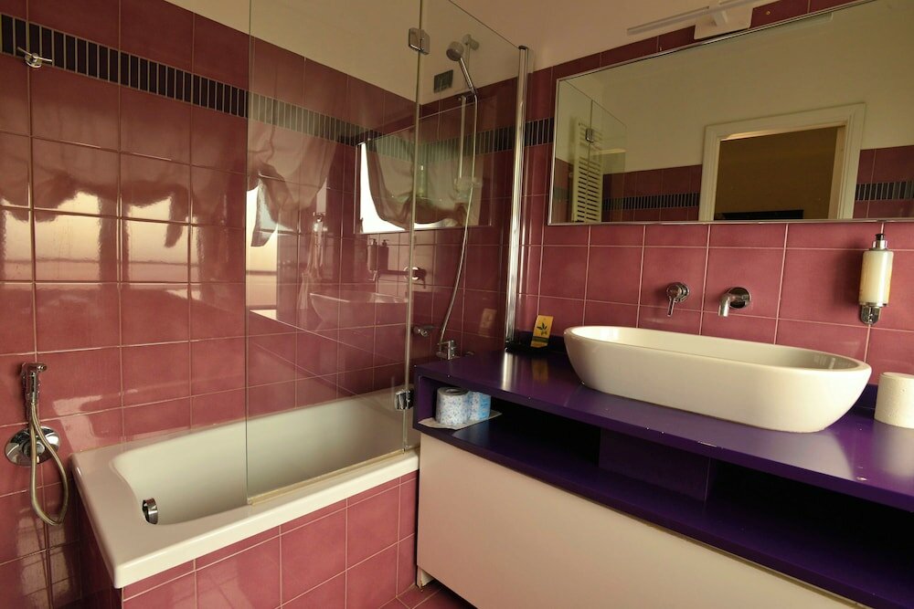 Фото St. Peter' Six Rooms & Suites