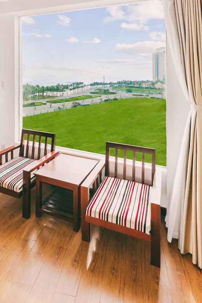 Фото Dragon Sea Hotel