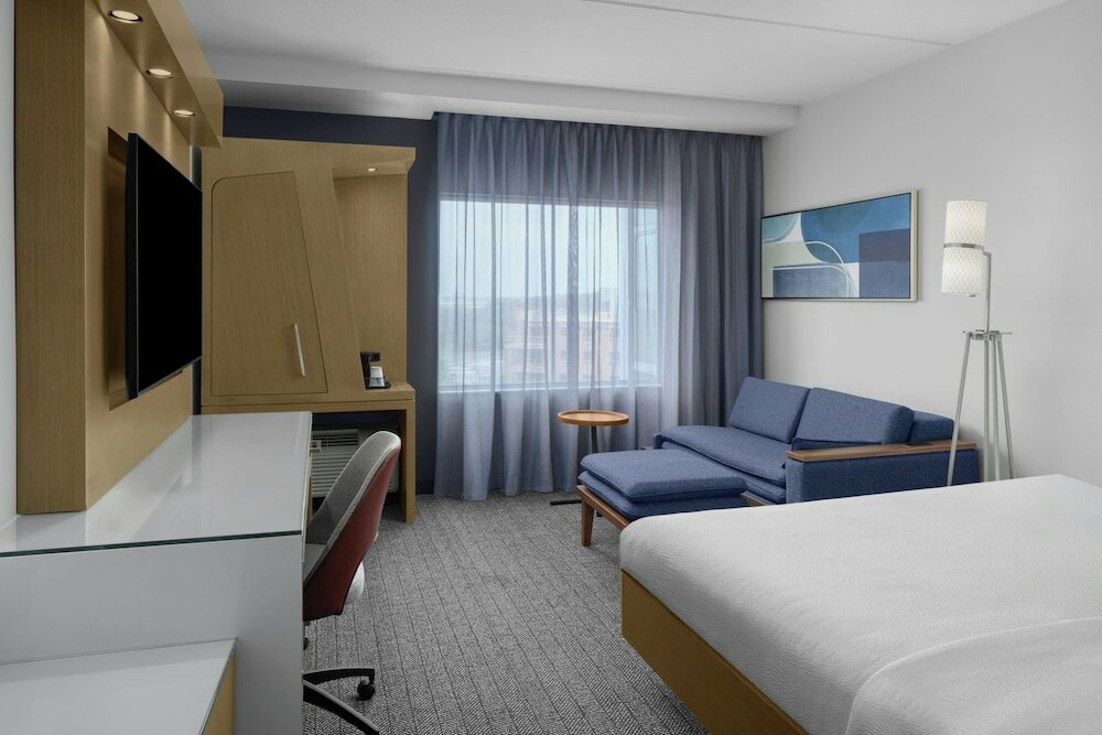 Фото Courtyard by Marriott Orlando South/Grande Lakes Area