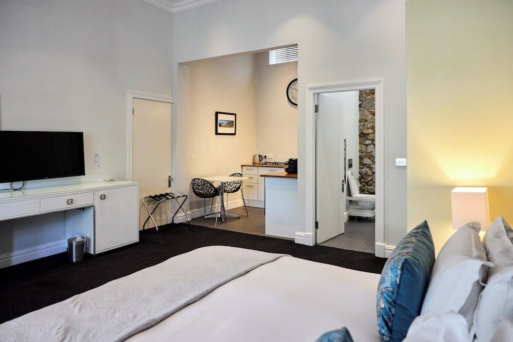 Фото The Three Boutique Hotel