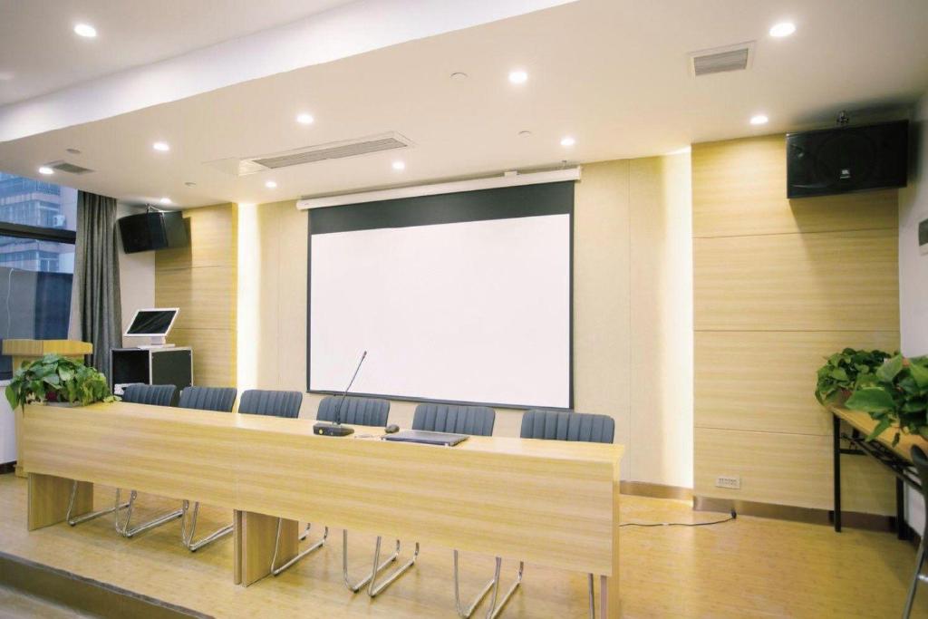 Фото GreenTree Inn Anhui Suzhou Si District Bianhe Avenue Business Hotel
