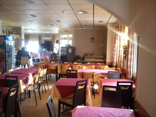 Гостиница Hotel Gran VIA в Торревьехе