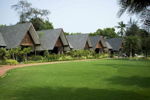 Гостиница W Goa в Вагаторе