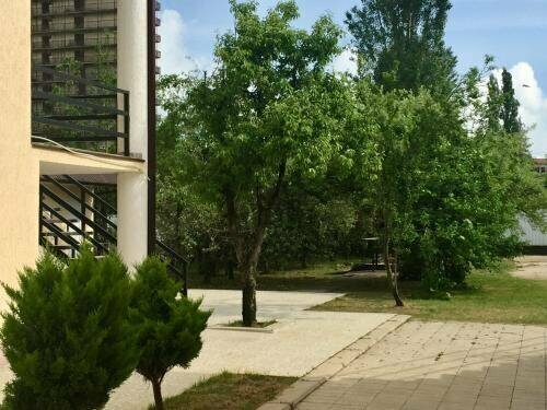 Гостиница Розалин в Гудауте