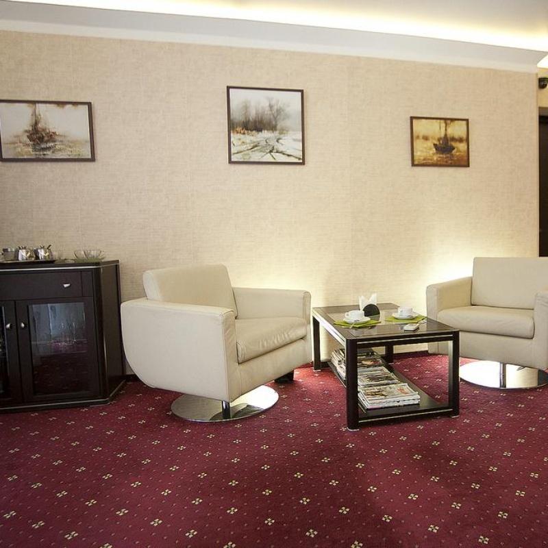 Фото Тихая площадь