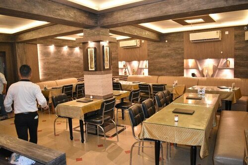 Гостиница Mayur Hotel в Димапуре