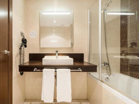 Фото Ilunion Auditori