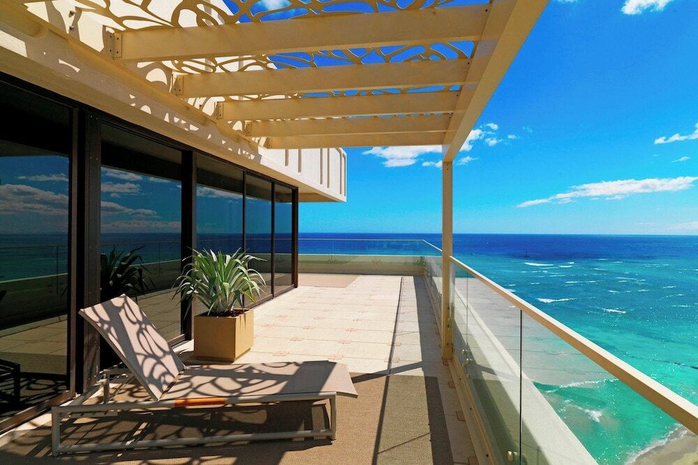 Фото Moana Surfrider, A Westin Resort & SPA, Waikiki Beach