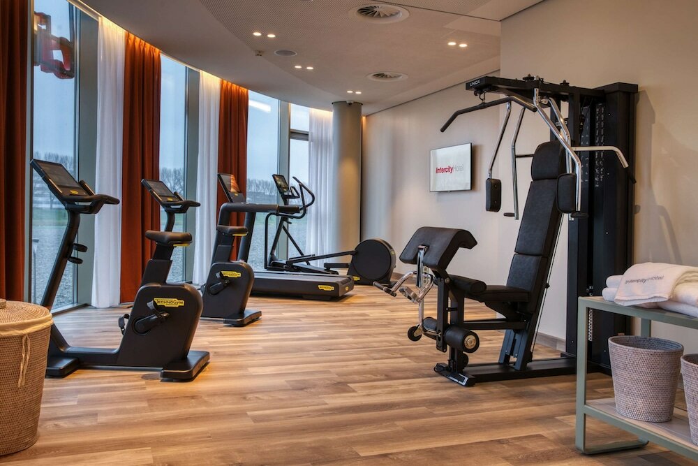 Фото IntercityHotel Amsterdam Schiphol Airport