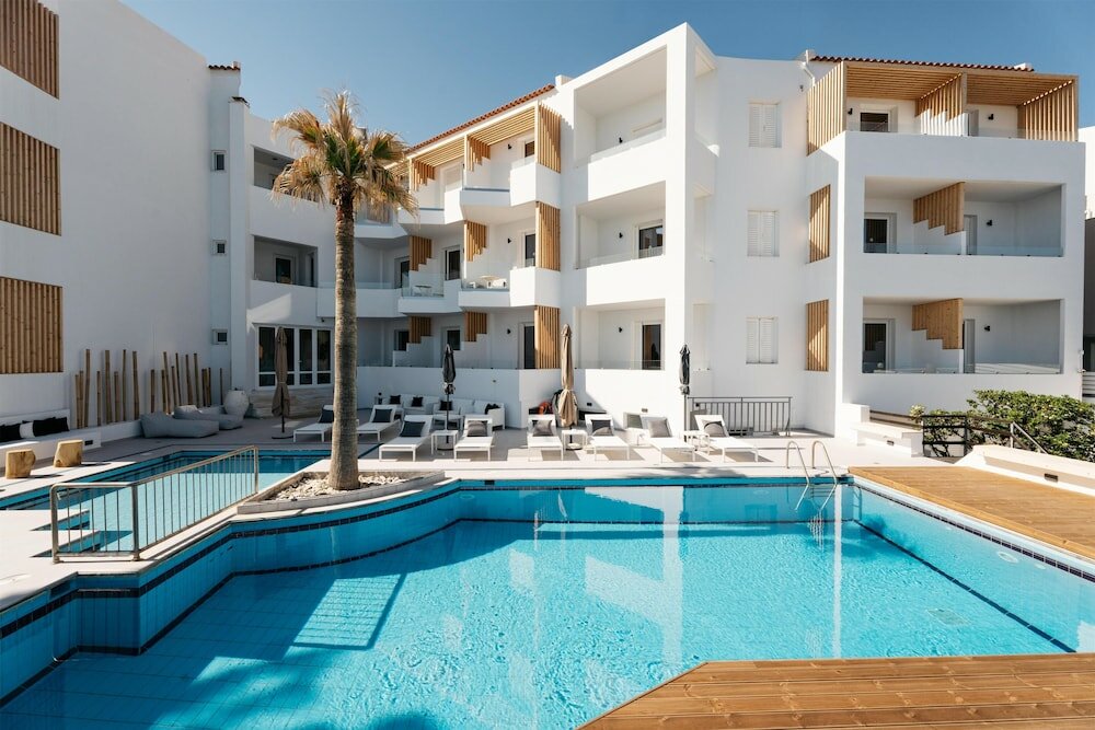 Фото Petradi Beach Lounge Hotel