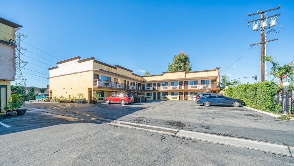 Фото Starlight Inn South El Monte