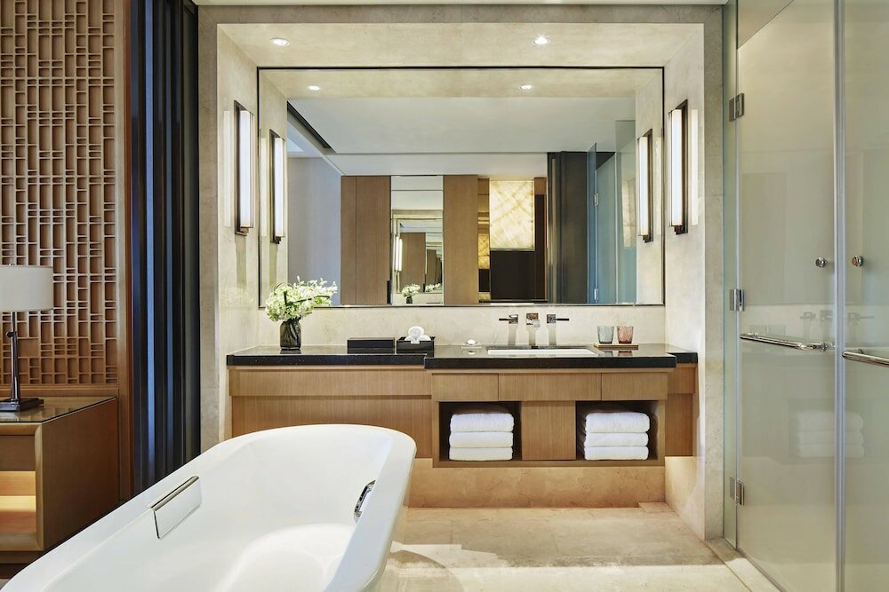 Фото Zhuhai Marriott Hotel