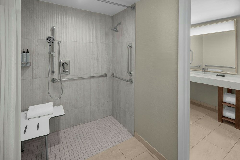 Фото Courtyard by Marriott Fort Lauderdale East/Lauderdale-by-the-Sea