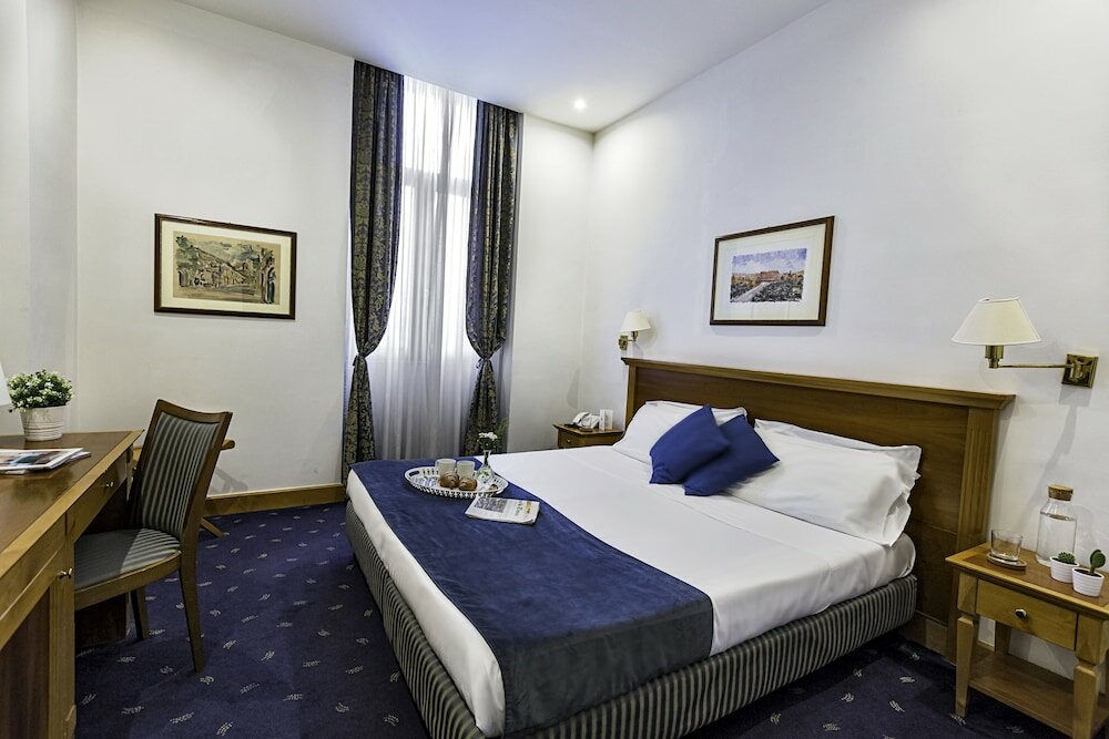 Фото Hotel Diplomatic
