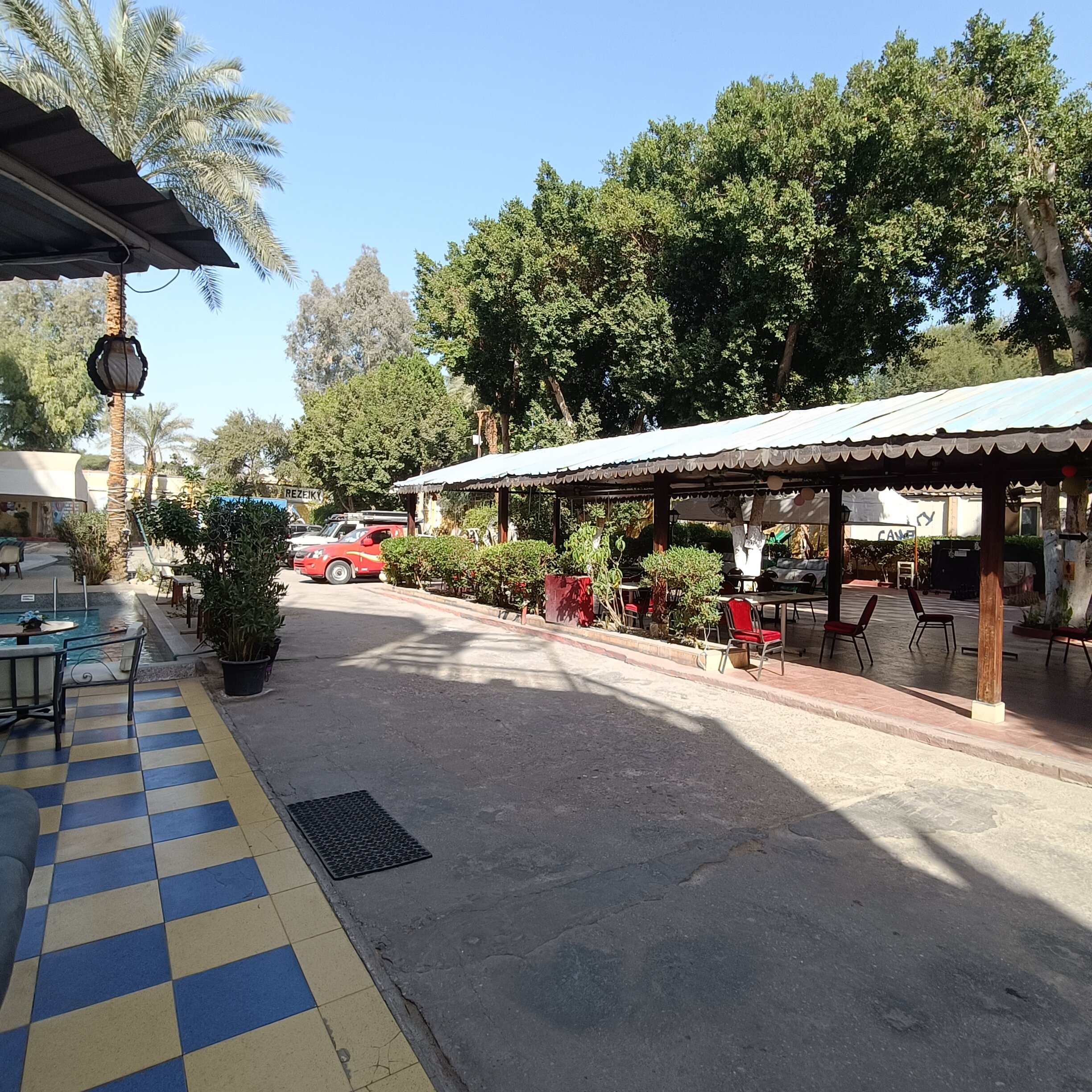 Фото Rezeiky Hotel And Camp