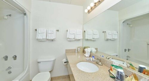 Гостиница Americas Best Value Inn Clinton в Клинтоне