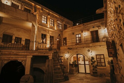 Гостиница Eagle Cave Inn в Ургюпе