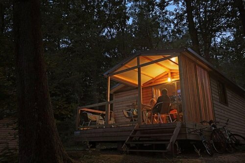 Гостиница Huttopia Gorges du Tarn в Флораке