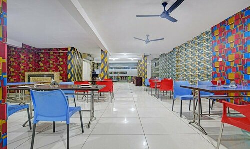 Гостиница Royal Empire Indore в Мадхья-Прадеш