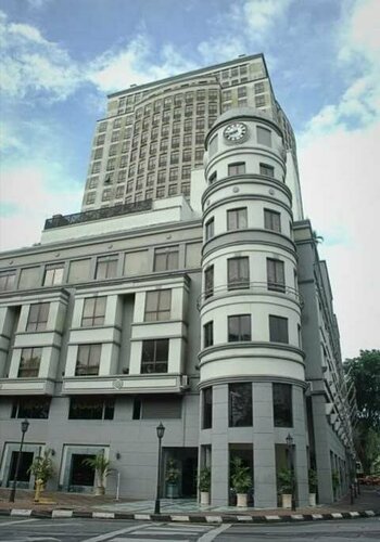 Гостиница Merdeka Palace Hotels & Suites в Кучинге