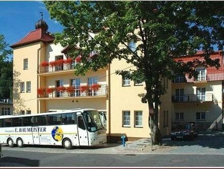 Гостиница Hotel Adam& x26; SPA в Кудова-Здруй