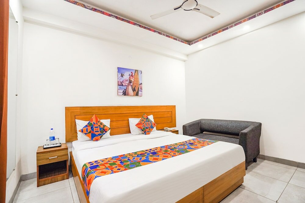 Фото FabHotel NStay 32
