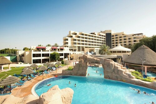 Гостиница Danat Al Ain Resort в Аль-Айне