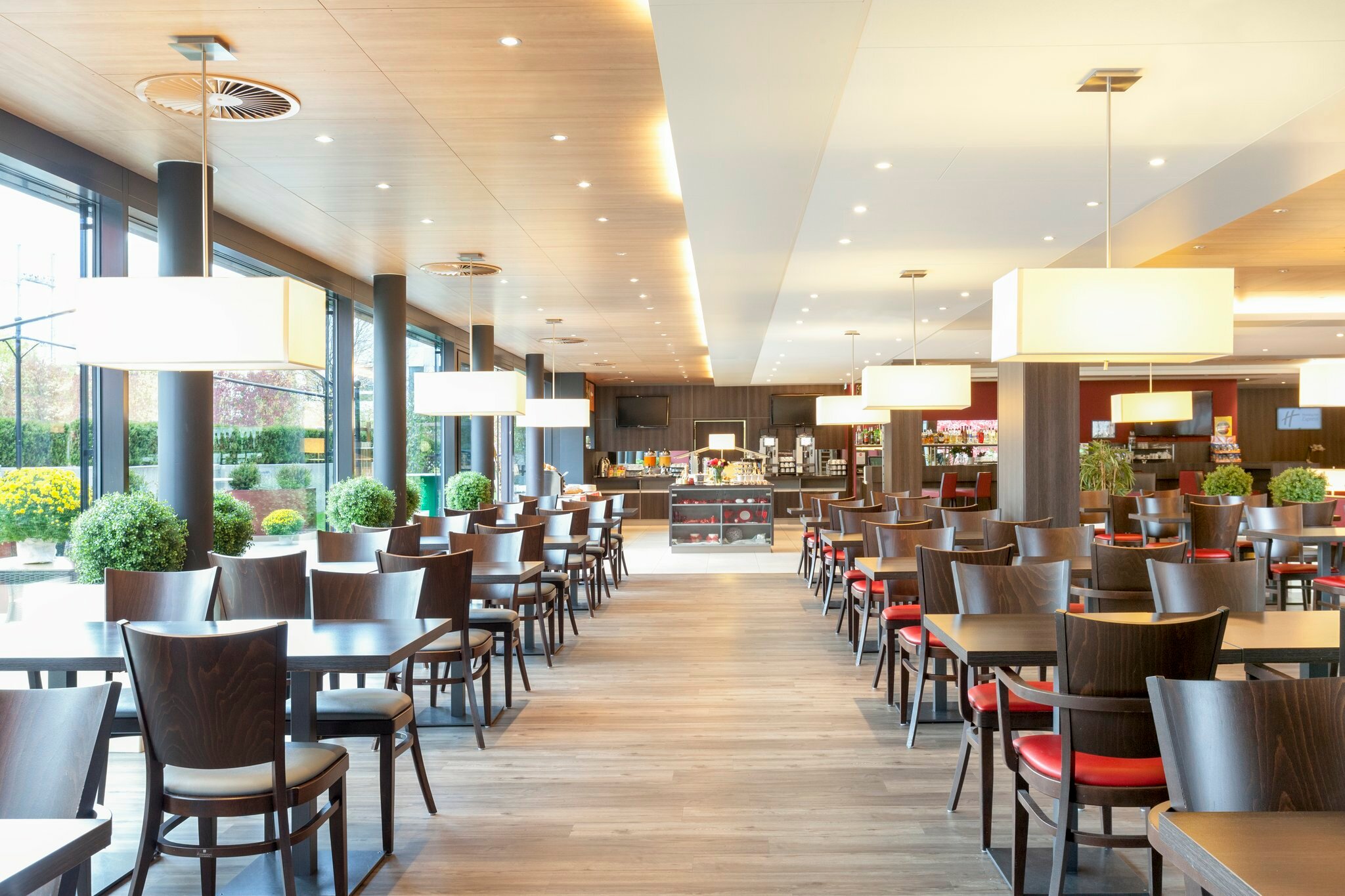 Фото Holiday Inn Express Zurich Airport, an Ihg Hotel