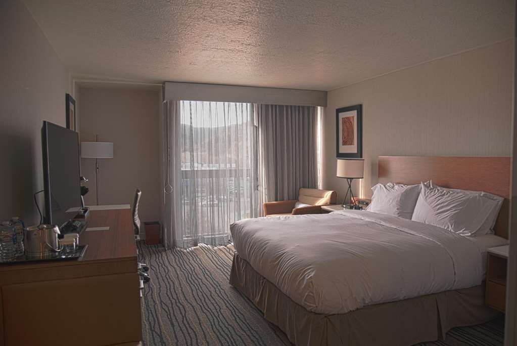 Фото DoubleTree by Hilton Helena Downtown